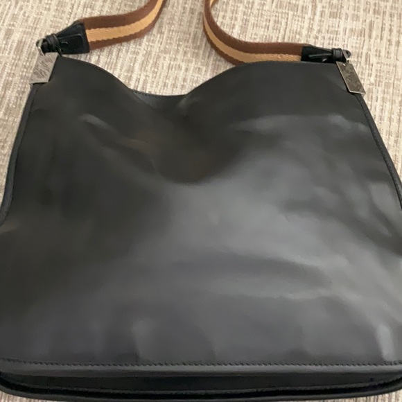 Gucci - Picture 4 of 12